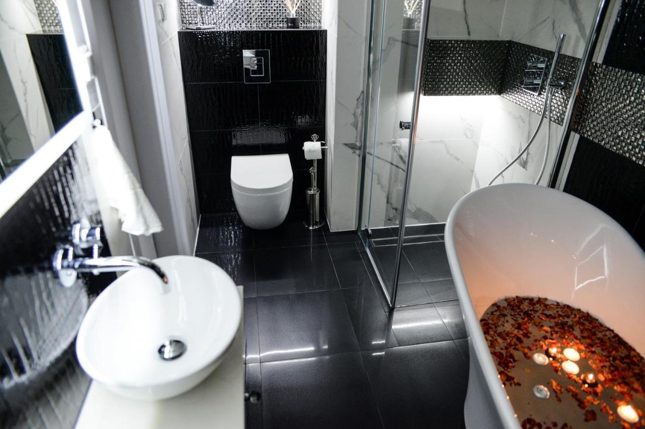 Diamond Lady Romantic Free Parking By Stayly Apartment Szczecin